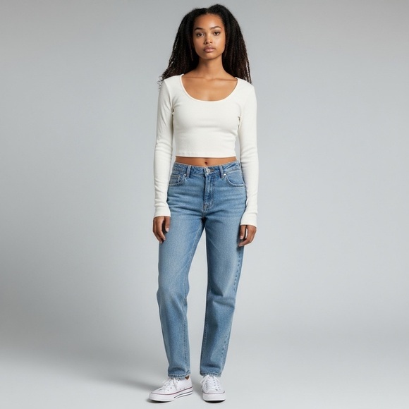 Offline Tops - White Long Sleeve Crop Top